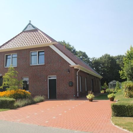 Ferien Wohnung Ellis 拉奥德芬 外观 照片